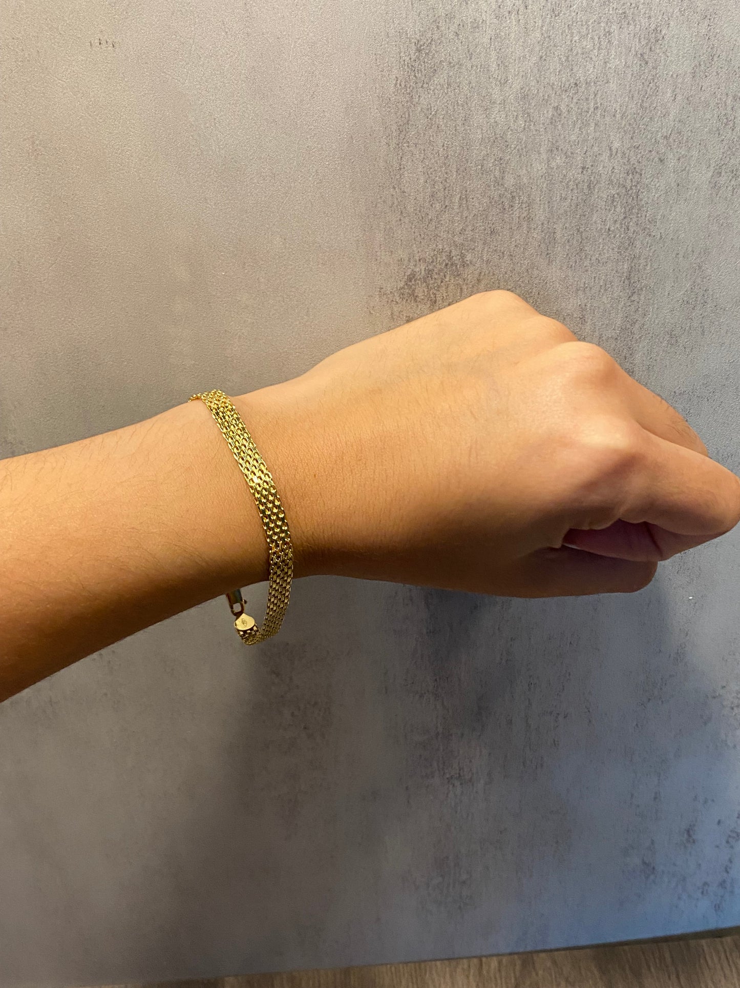 BISMARK BRACELET 18K APROX 7g