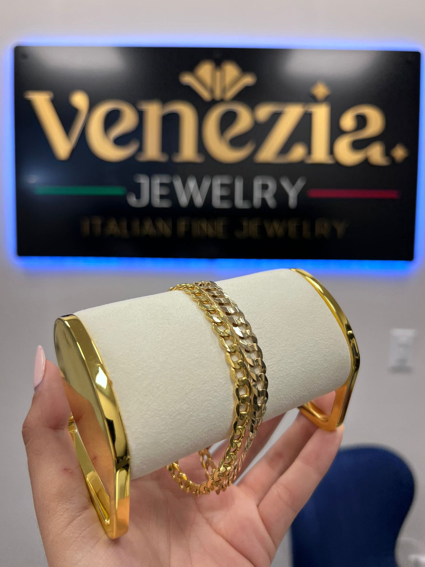Gold Bracelet for gentlemen 10k & 14k