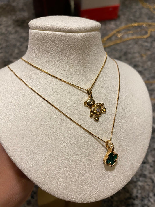 CADENITA TEJIDO ESPECIAL CON DIJE TRÉBOL 18K